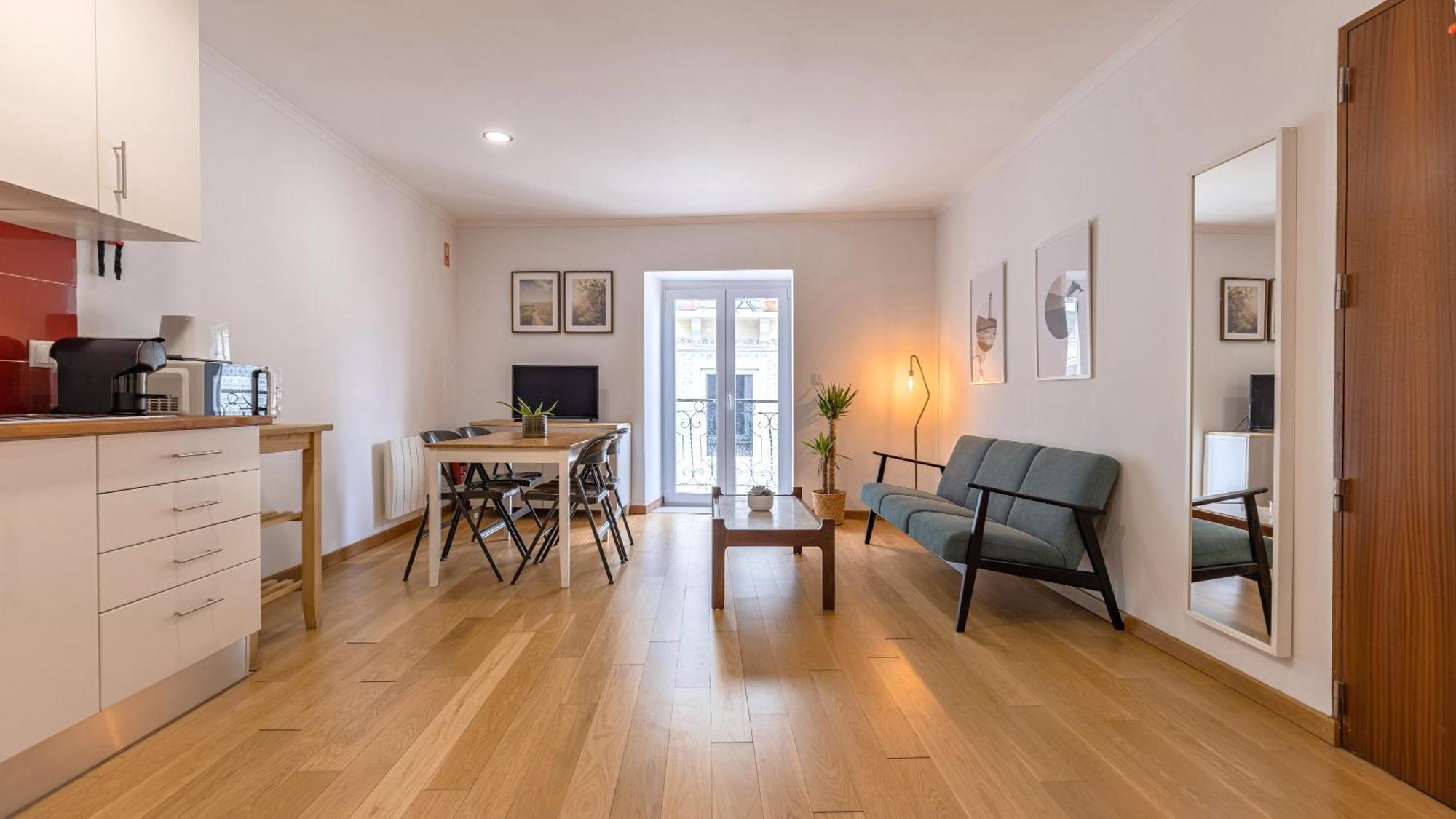 Cute Apartments In City Center By Lovelystay 리스본 외부 사진