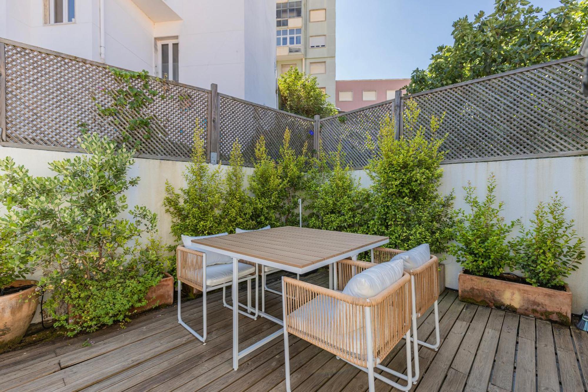 Cute Apartments In City Center By Lovelystay 리스본 외부 사진